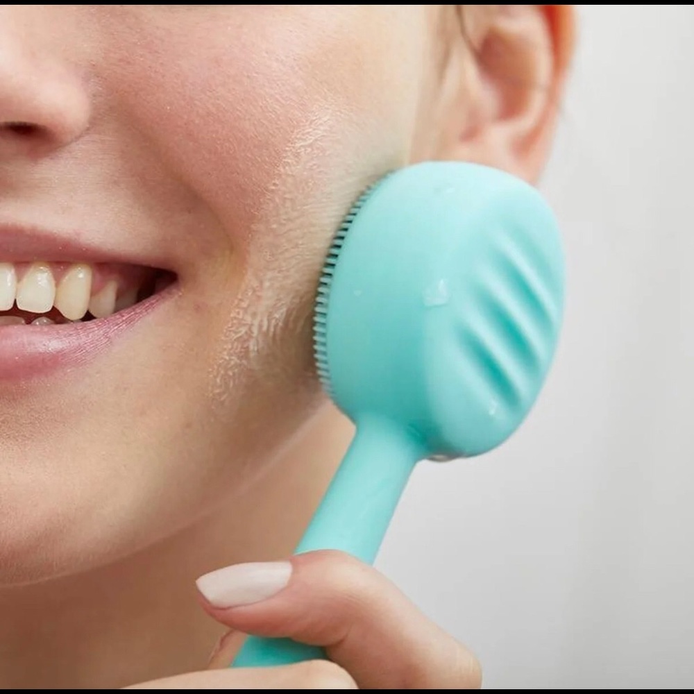 PMD Clean Smart Facial Cleansing Device - Picture 10 of 12